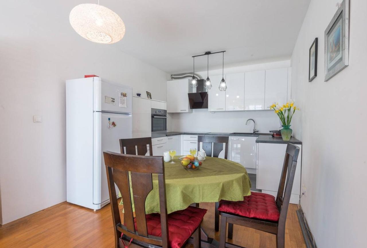 2 Bdrm Amore ドゥブロブニク エクステリア 写真